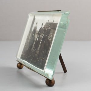 Pirinç Ayaklı Kristal Fotoğraf Çerçevesi