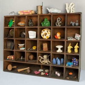 Koyu Renk Katrat Rafı