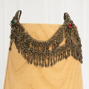 Hanım Şapkası Alınlığı