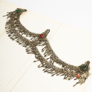 Hanım Şapkası Alınlığı