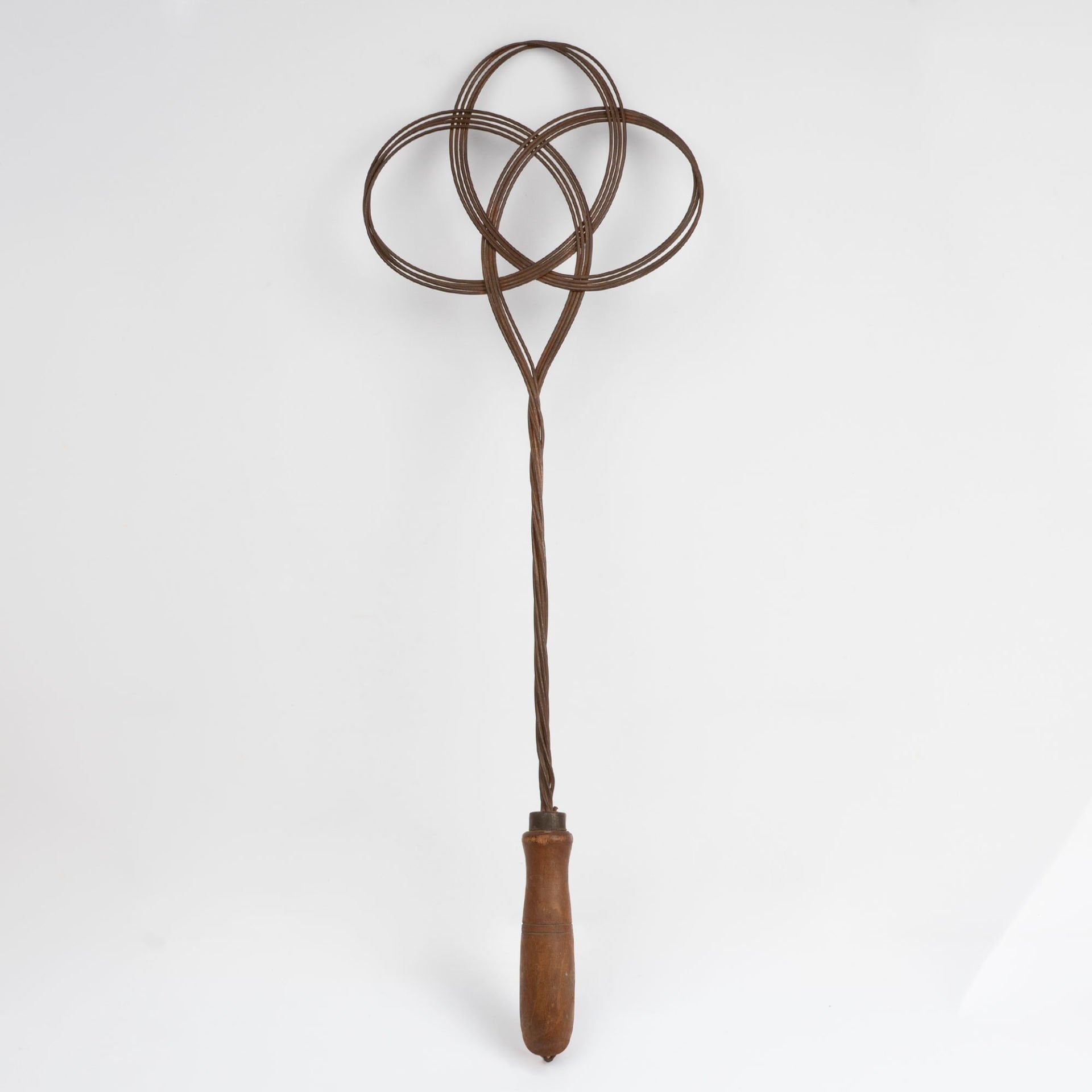 Ahşap Saplı Tel Halı Çırpıcı