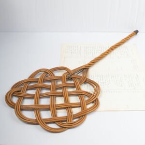 Güzeller Güzeli Saz Halı Çırpıcı