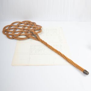 Güzeller Güzeli Saz Halı Çırpıcı