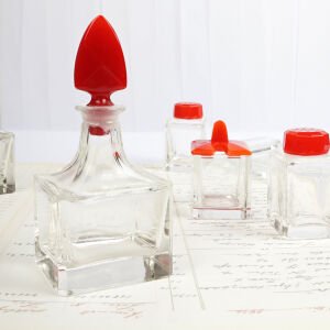 Kırmızı Kapaklı Tuzluk Seti