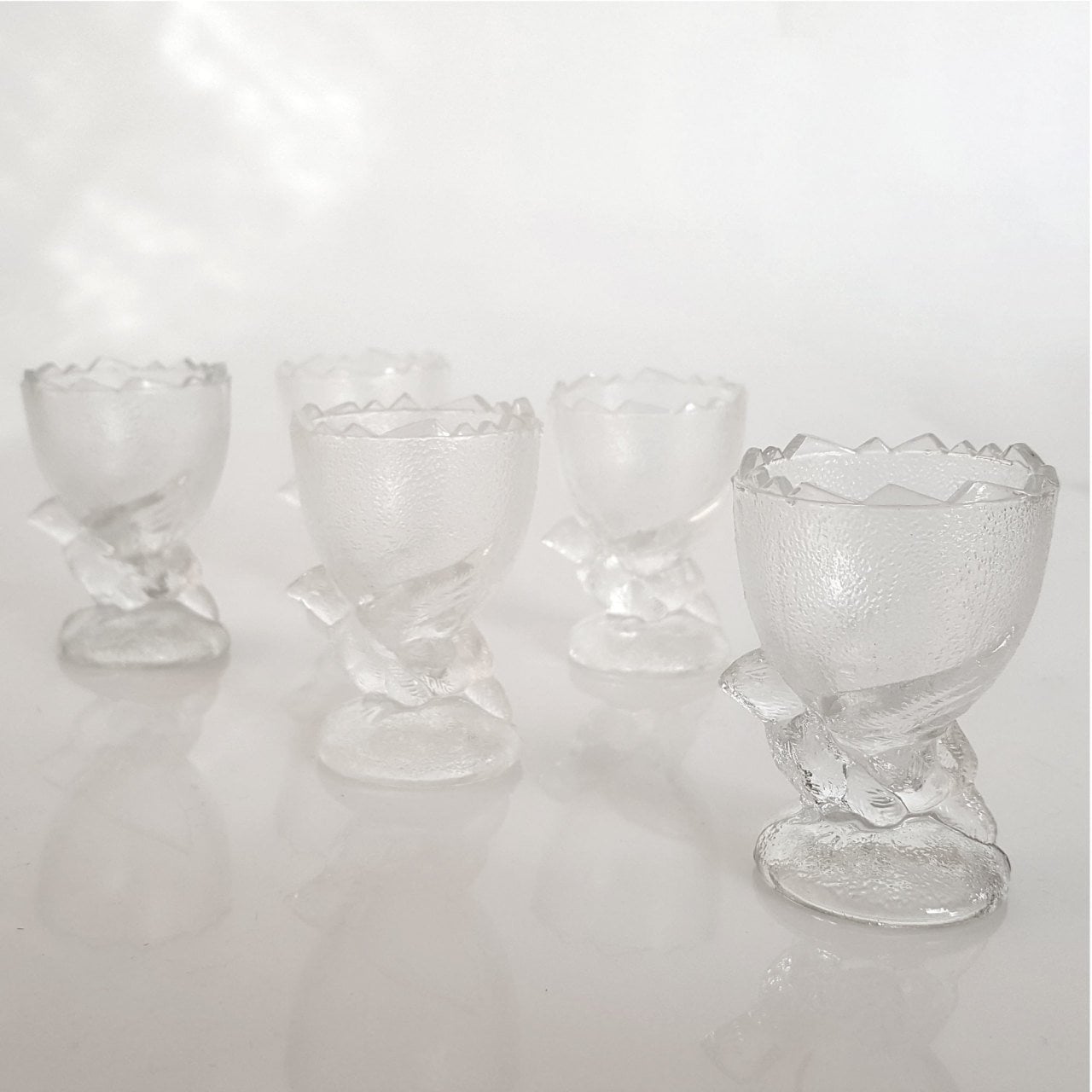 Tavuklu Cam Yumurtalıklar