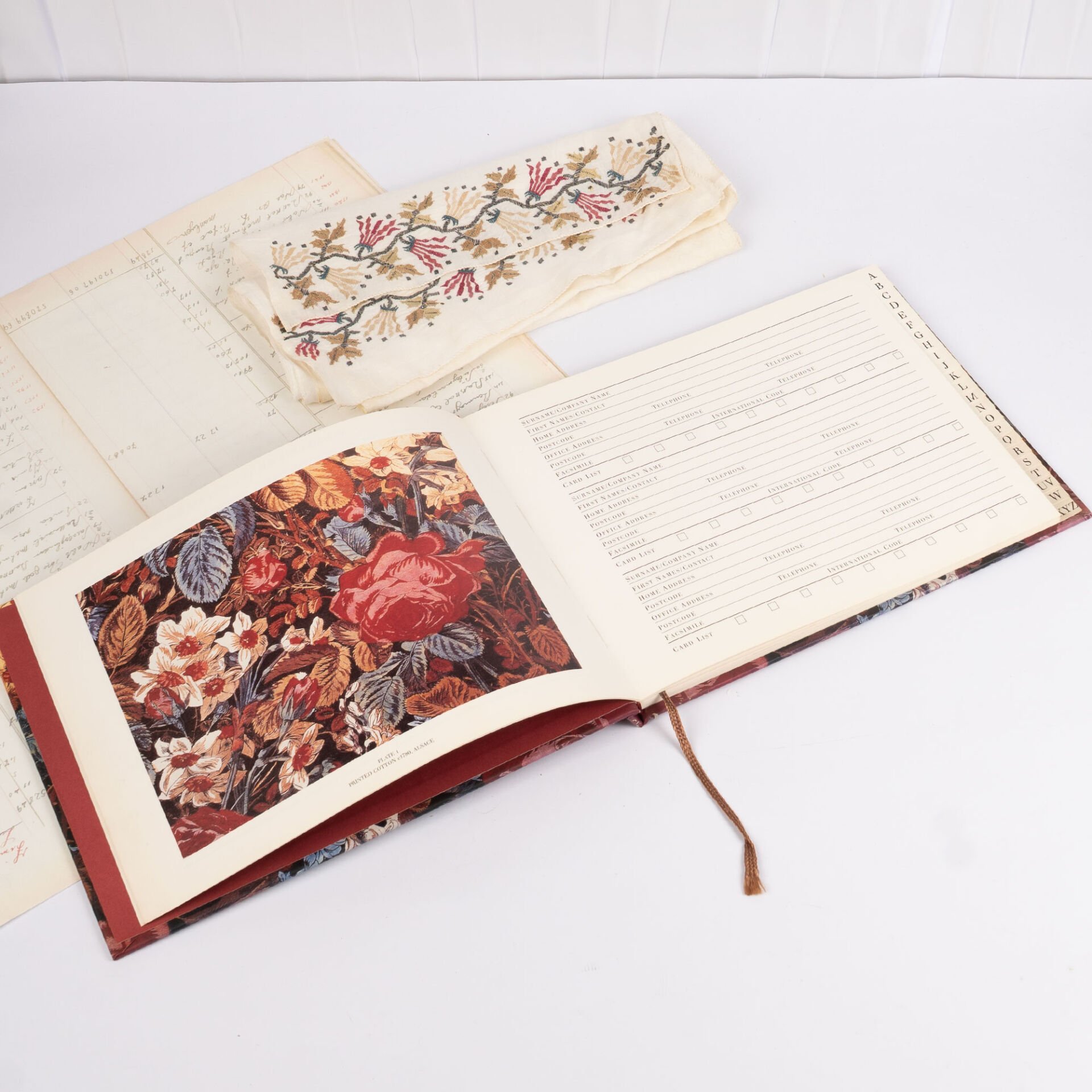 Chintz Adres ve Telefon Fihristi