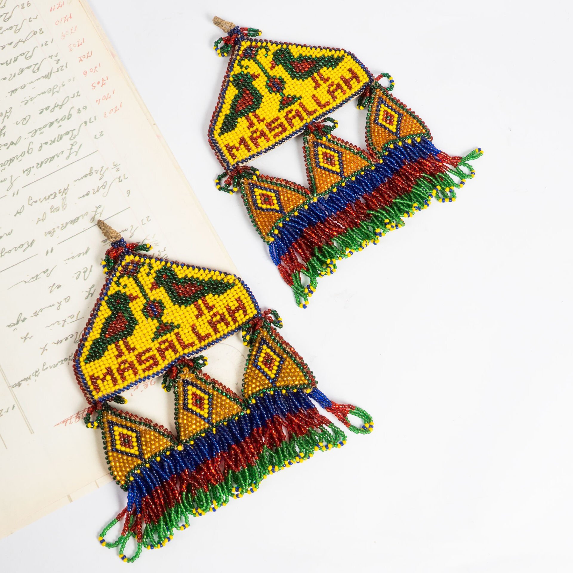 Çift Omuz Maşallah / Sarı Zeminde İki Yeşil Kuş