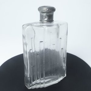 Metal Kapaklı Art Deco Şişe