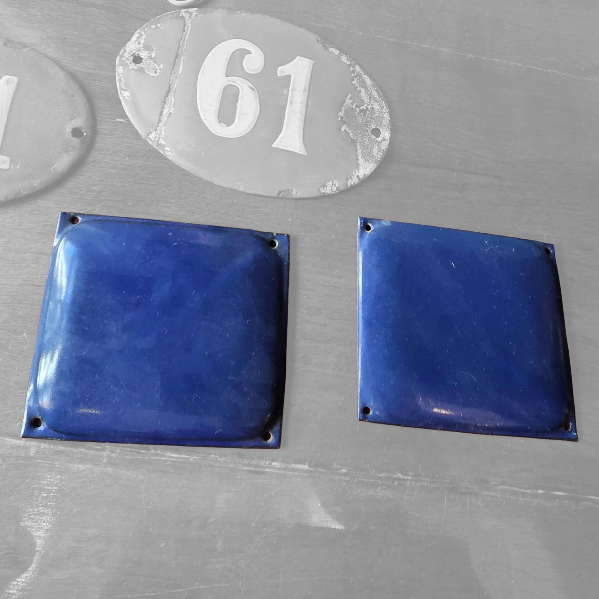 Çift Mavi Kapı Plakası