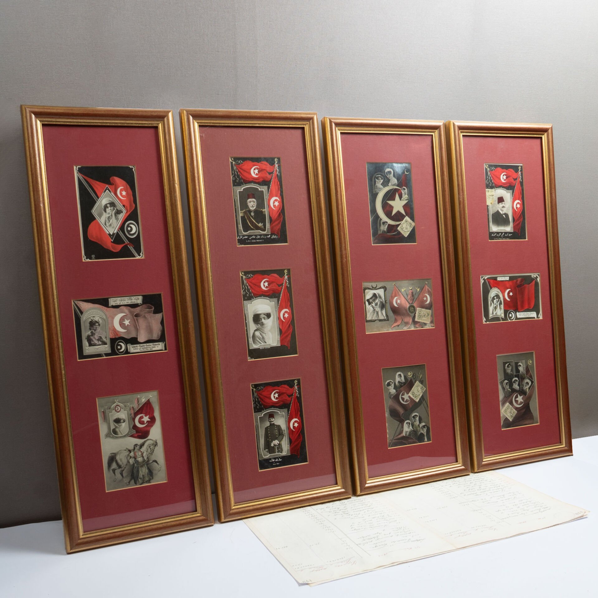 Bayraklı Kartpostal Çerçeveleri