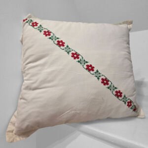 Diagonal Güllü Kırlent