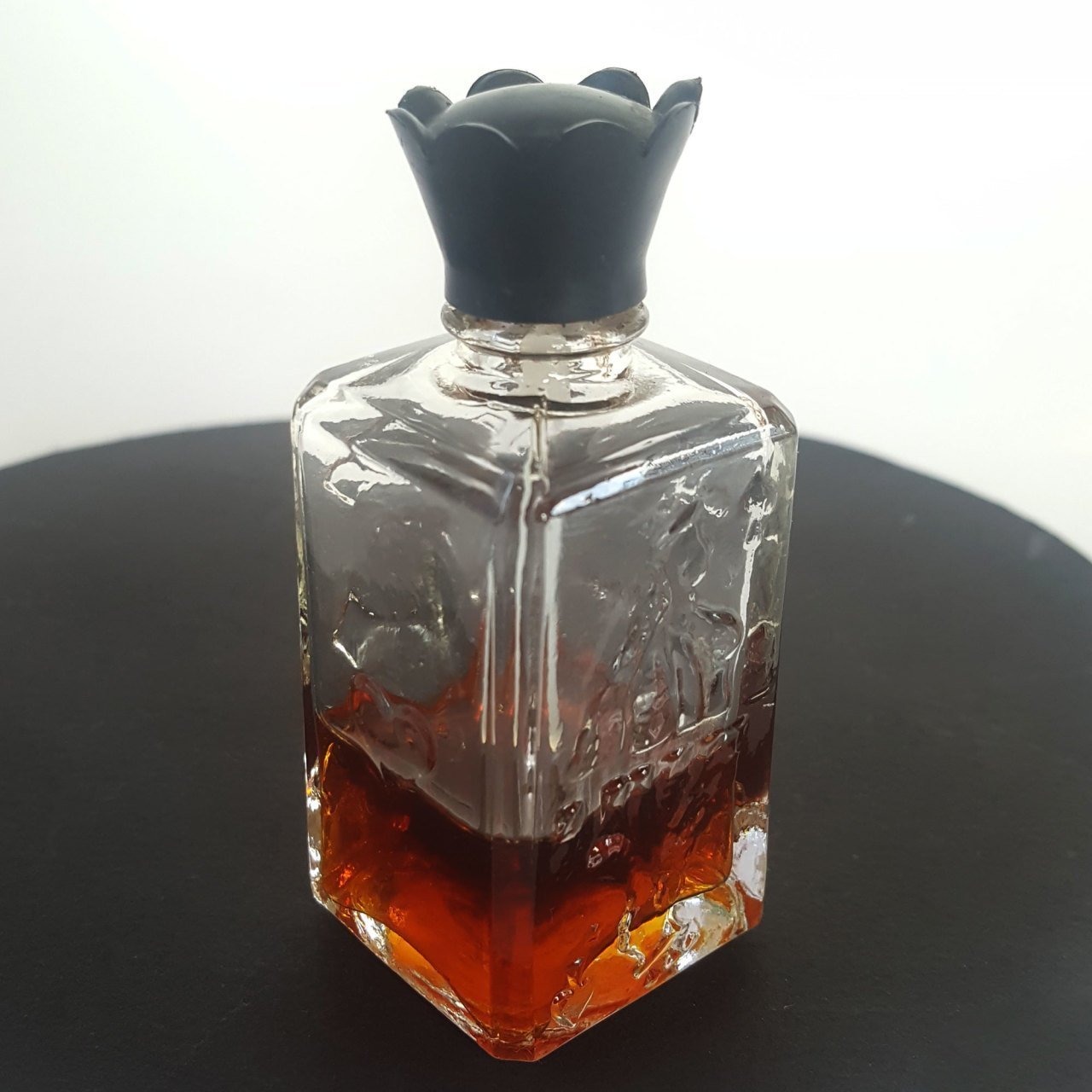 Pikovaya Dama Parfüm Şişesi