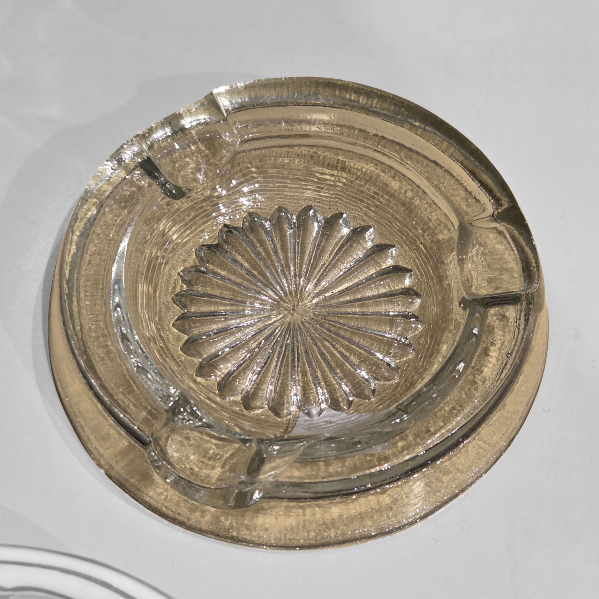 Yıldız Dipli Küllük