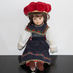 Macar Taş Bebek