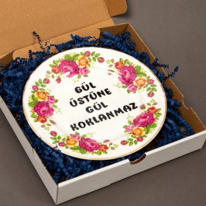 Gül Üstüne…