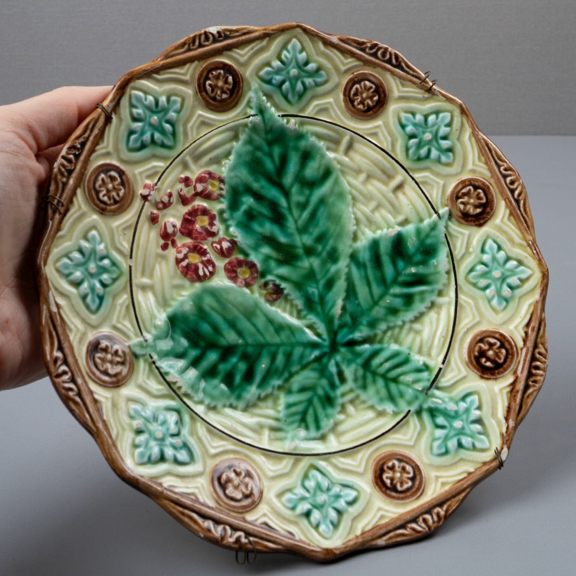 Schramberg Majolica Tabak