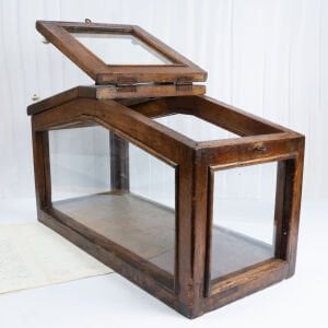 İri Parfüm Satıcısı Kutusu