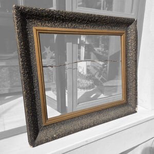 Derin Oymalı Siyah Büyük Çerçeve