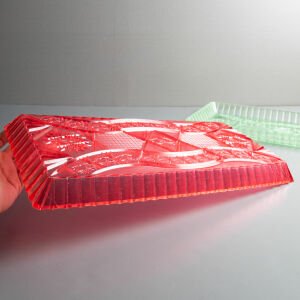 Pembe Plastik Tepsi
