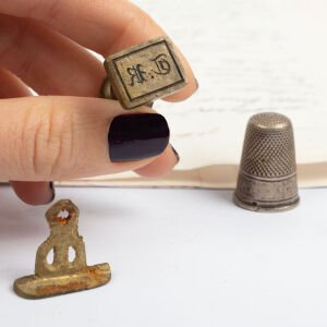 Yüksük, Mühür, Pirinç İmza