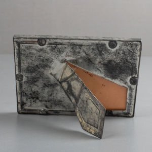 Küçük Metal Çerçeve