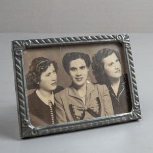 Küçük Metal Çerçeve