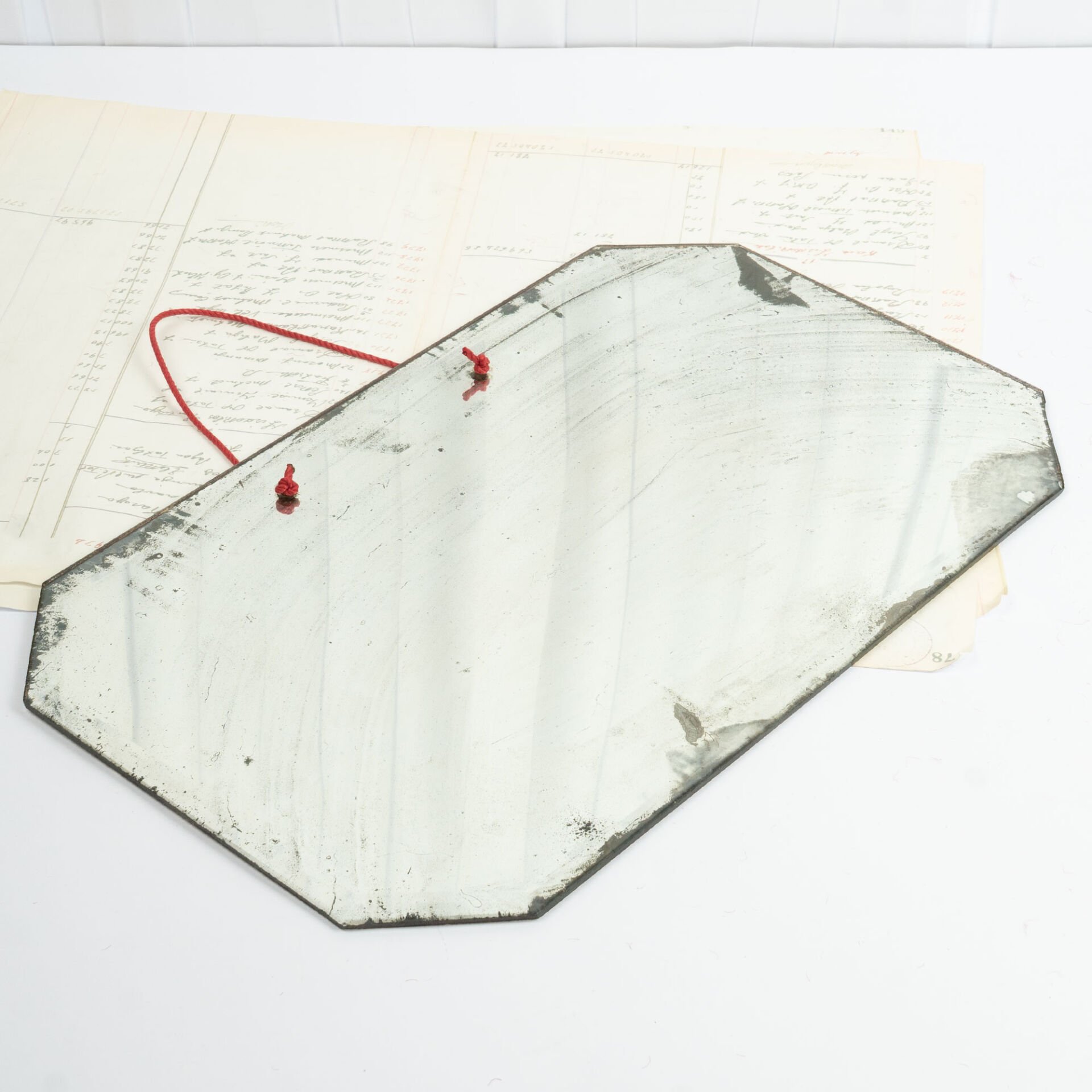 Sekiz Köşeli Taş Ayna