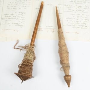 Yünleri Üzerinde Çift Kirman