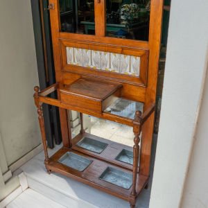 Art Deco Fayanslı Vestiyer