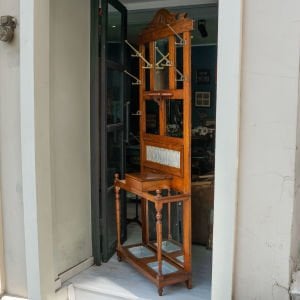 Art Deco Fayanslı Vestiyer