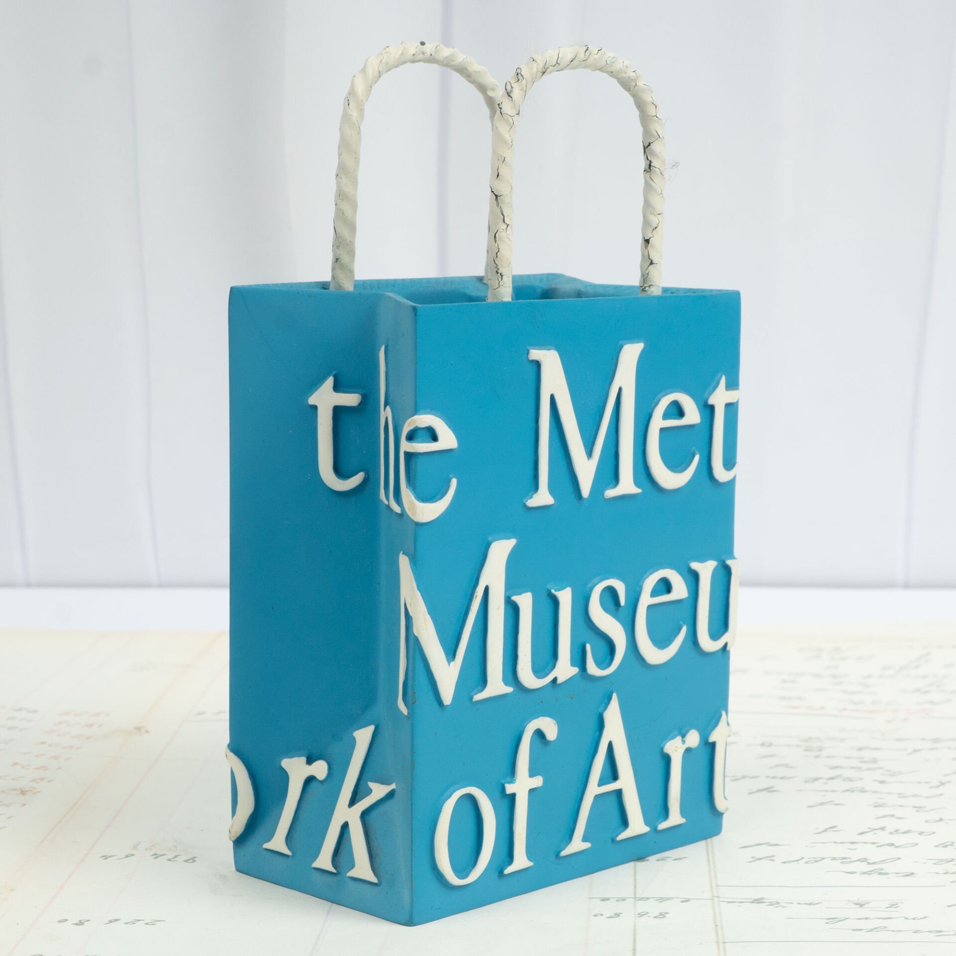 MOMA Hediye Poşeti Şeklinde Kalemlik