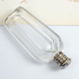 Gümüş Kapaklı Gül Yağı Şişesi