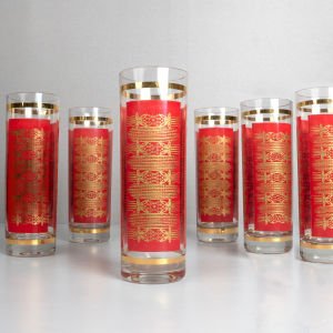 Çok Uzun Kırmızı Kokteyl Bardakları