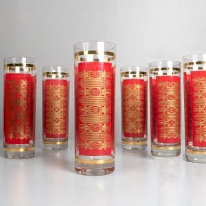 Çok Uzun Kırmızı Kokteyl Bardakları