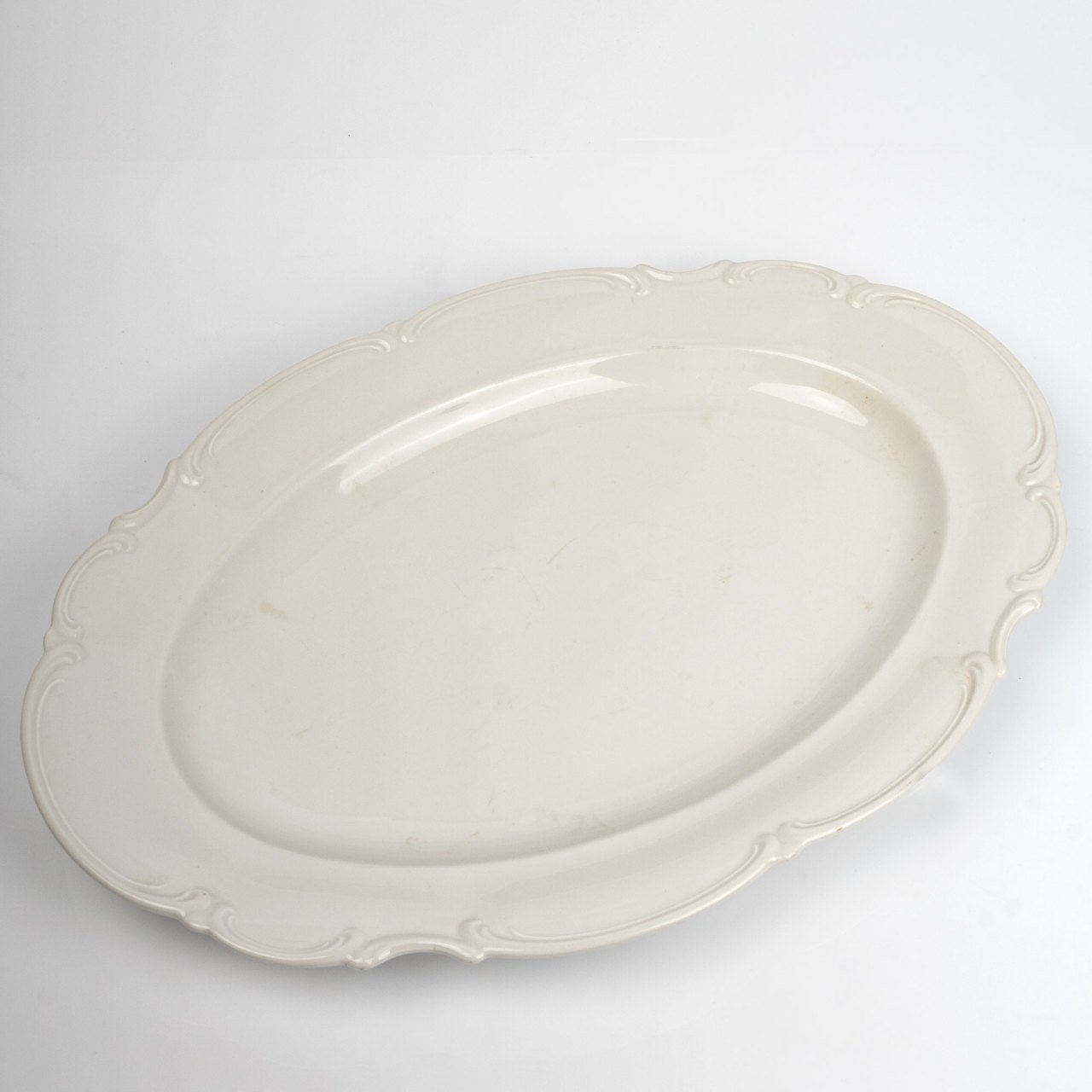 Hutschenreuter Sylvia Oval Servis Tabağı