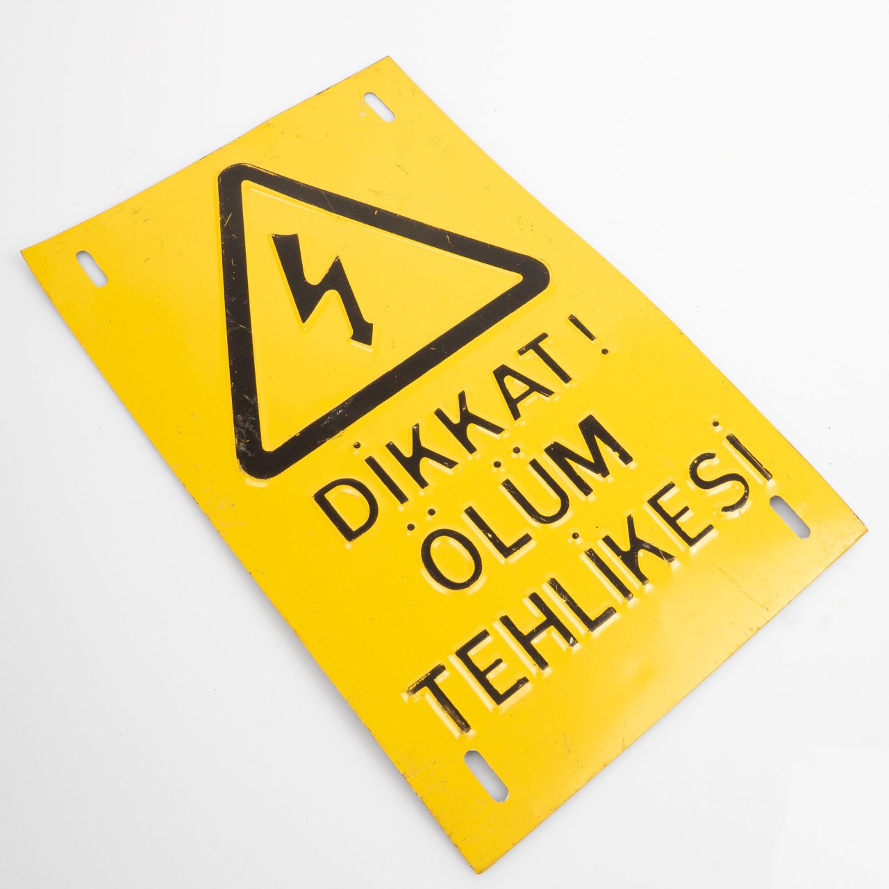 Dikkat Ölüm Tehlikesi