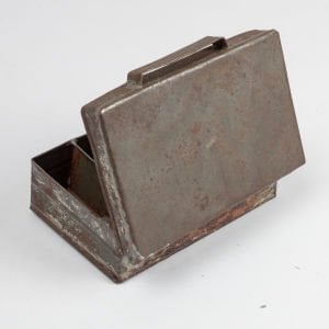 Metal Bölümlü Kutu