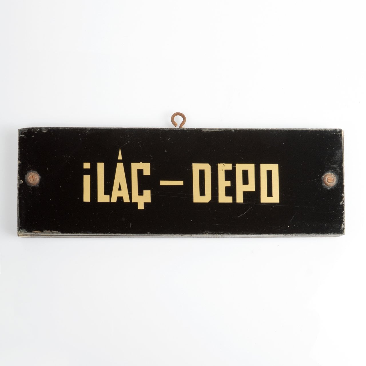 Cam Altı Boyalı İlaç Depo