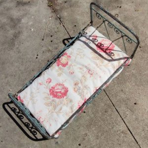 Ferforje Demir Oyuncak Bebek Yatağı