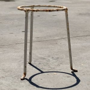 Demir Küçük Saksı Ayağı