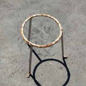 Demir Küçük Saksı Ayağı