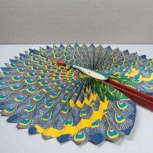 Tavus Kuşu Dev Yelpaze