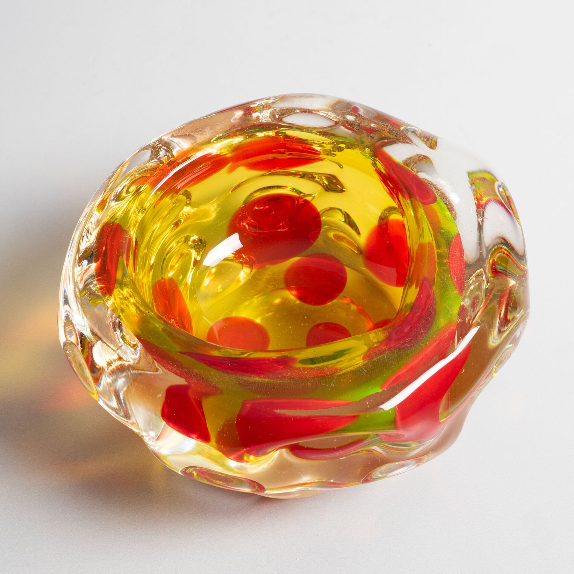 Sarı Kırmızı Benekli Murano Küllük