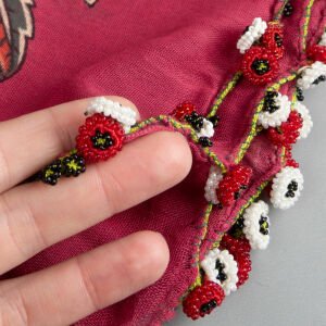 Pembe Boncuklu Yazma