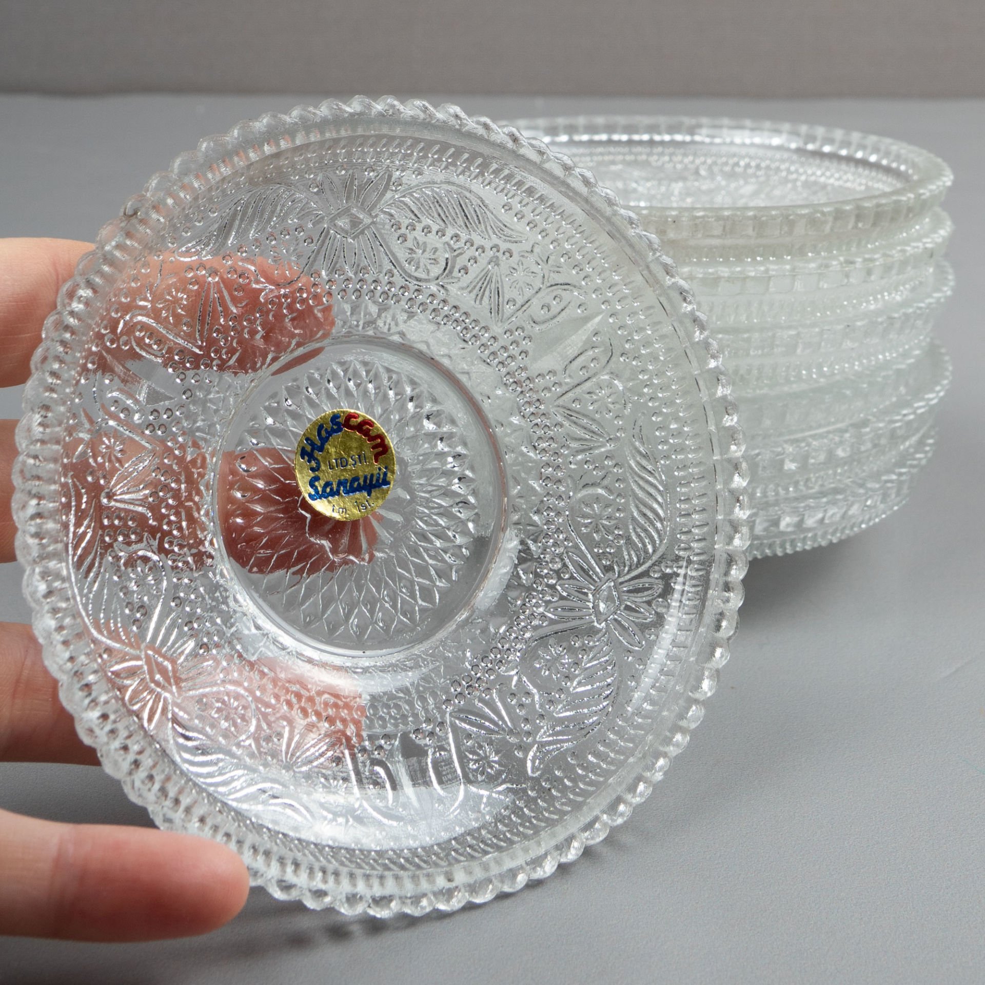 Kanat Desenli Çay Tabakları