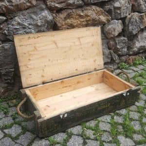 Yeşil Şablon Yazılı Sandık