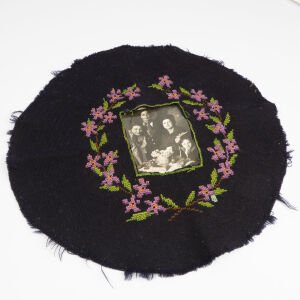 Koyu Lacivert El İşi Çerçeve