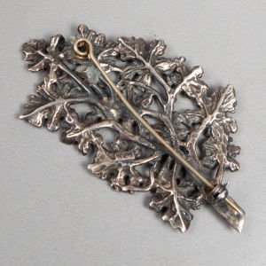 Gümüş Meşe Yapraklı Broş
