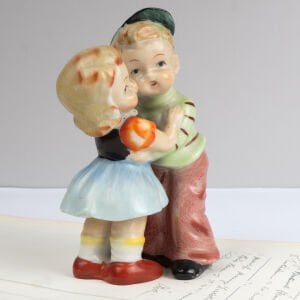 Hummel İlhamlı Japon Biblo