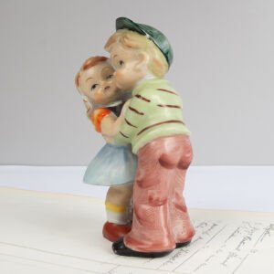 Hummel İlhamlı Japon Biblo